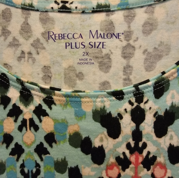 Rebecca Malone Patterned Short Sleeve T-shirt - Picture 2 of 5